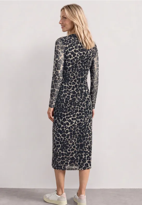 Midi-jurk met boothals en luipaardprint